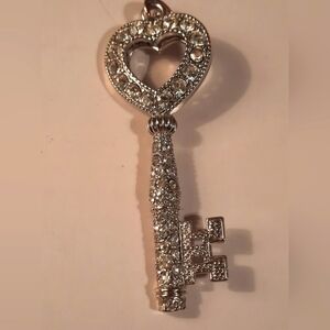 Silver Tone Huge Heart Key Pendant With Stones